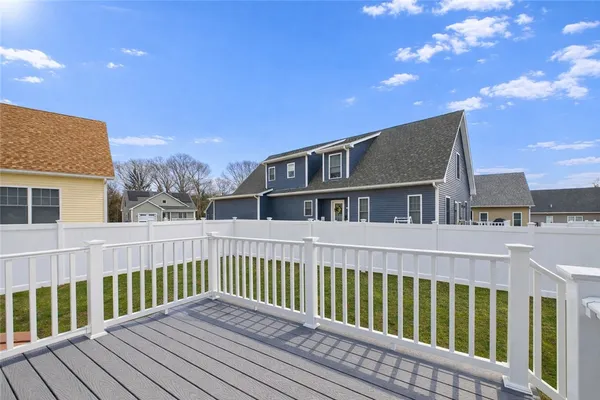 $749,900 | 42 Vespia Lane, South Kingstown, RI 02879