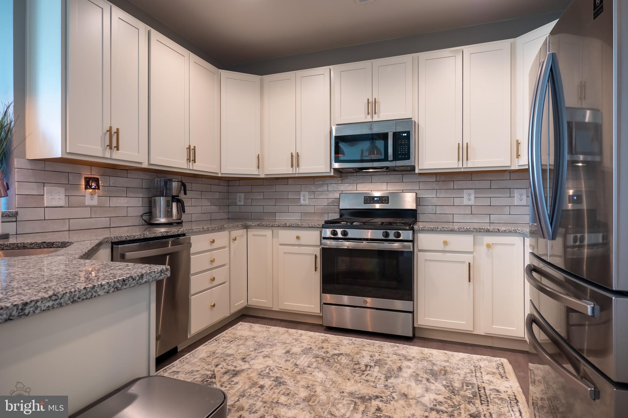 3953 Mink Road Emmaus, PA 18049 - Photo 9 of 48 Kitchen, New Stainless Steel Appliances
