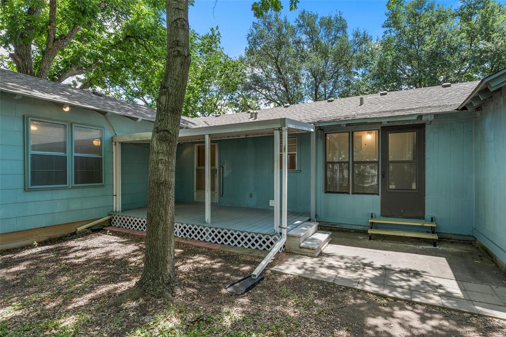 207 North Marable Street West, TX 76691 - Photo 29 of 35