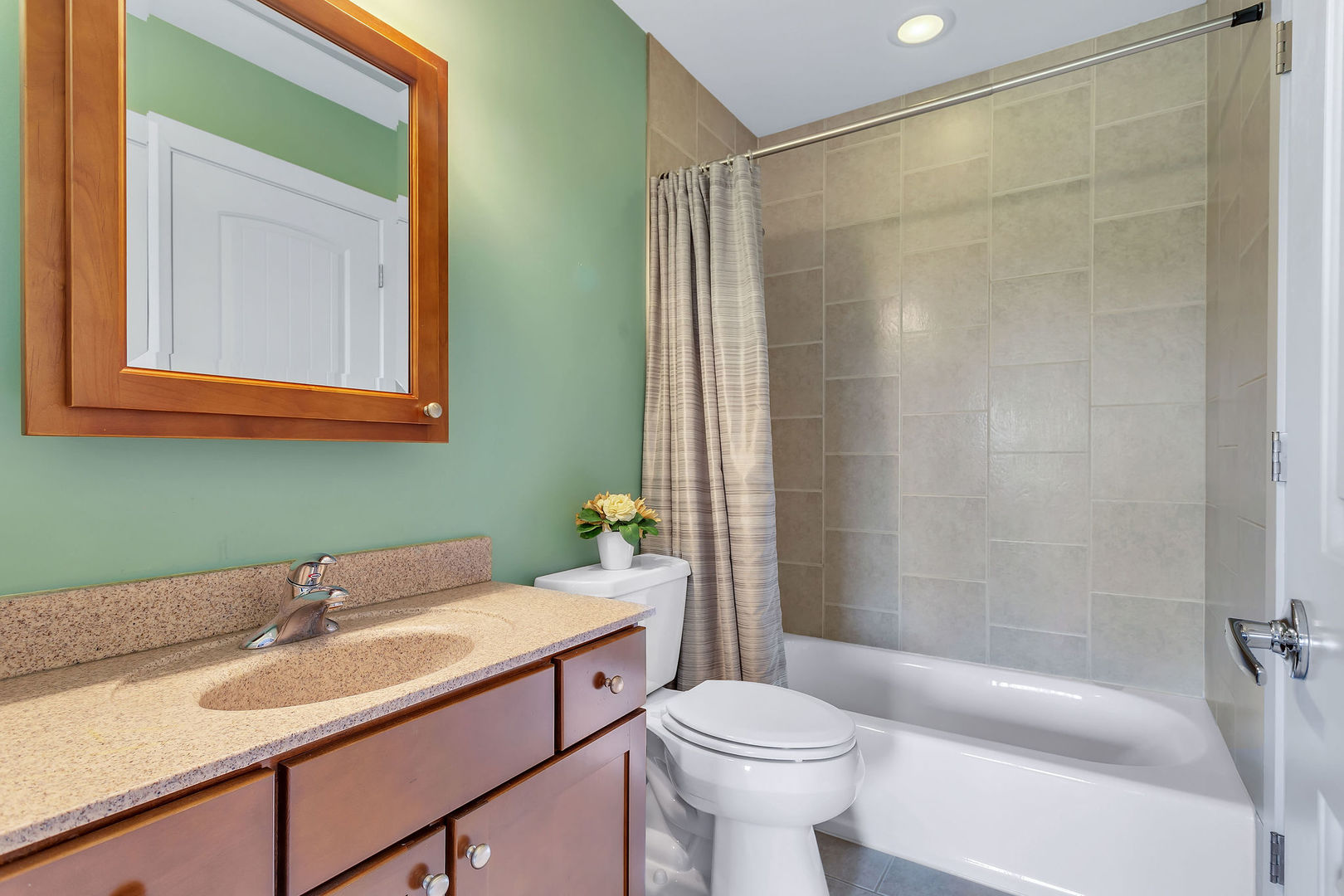 40 Stonecrest Drive Elgin, IL 60124 - Photo 36 of 63 a bathroom with a sink a toilet and shower