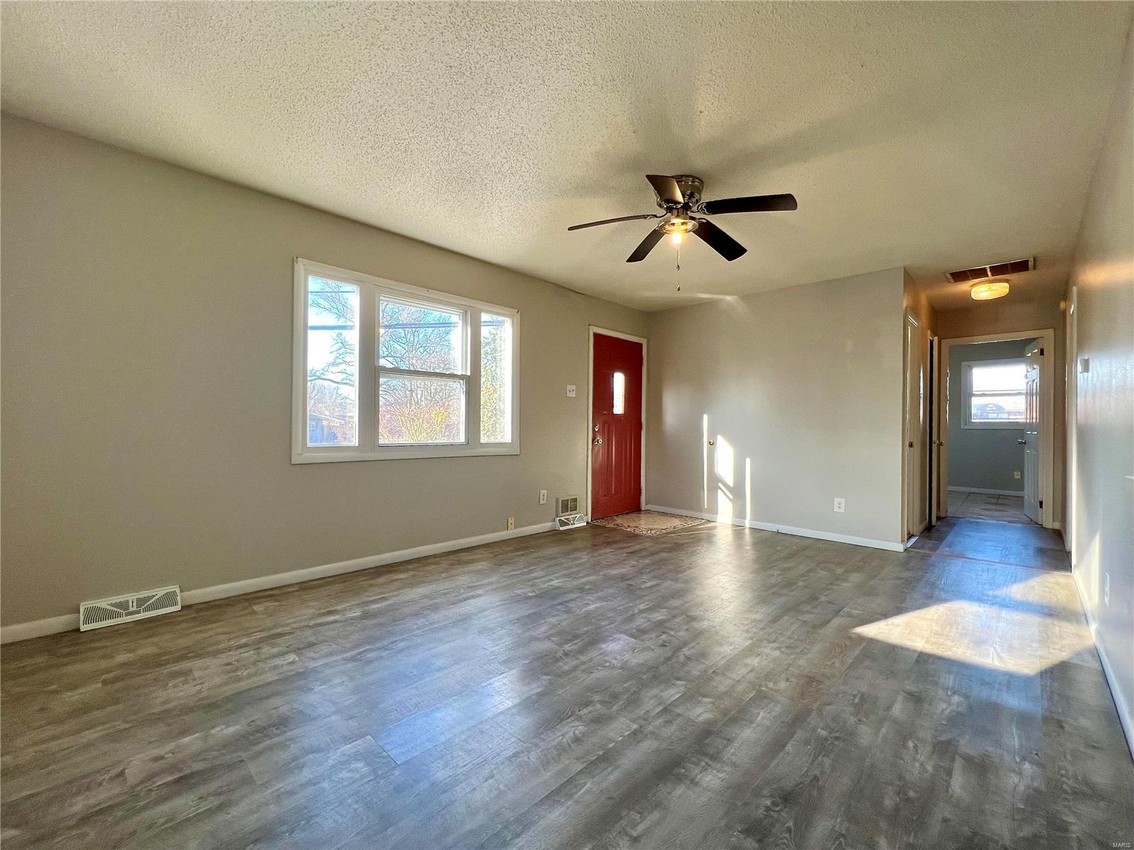 1900 Johnson Road Granite City, IL 62040 - Photo 3 of 10 Gallery Image 3