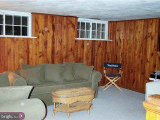 1404 Lewis Road Rydal, PA 19046 - Photo 3 of 6