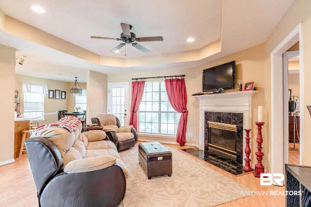 2210 Vulcan Court Mobile, AL 36695 - Photo 2 of 31