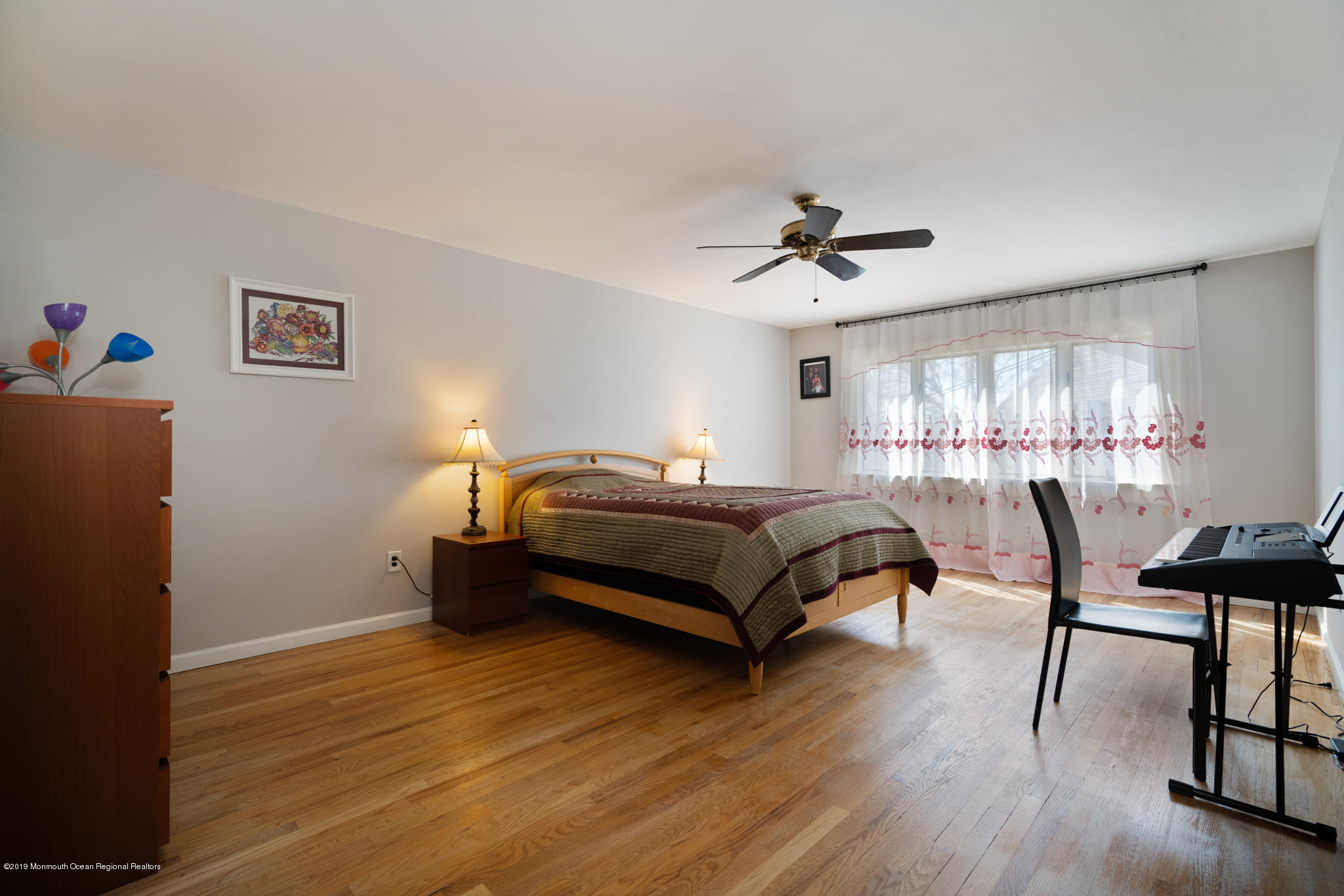 130 Lancaster Road Freehold, NJ 07728 - Photo 14 of 28 DSC05483-3934916
