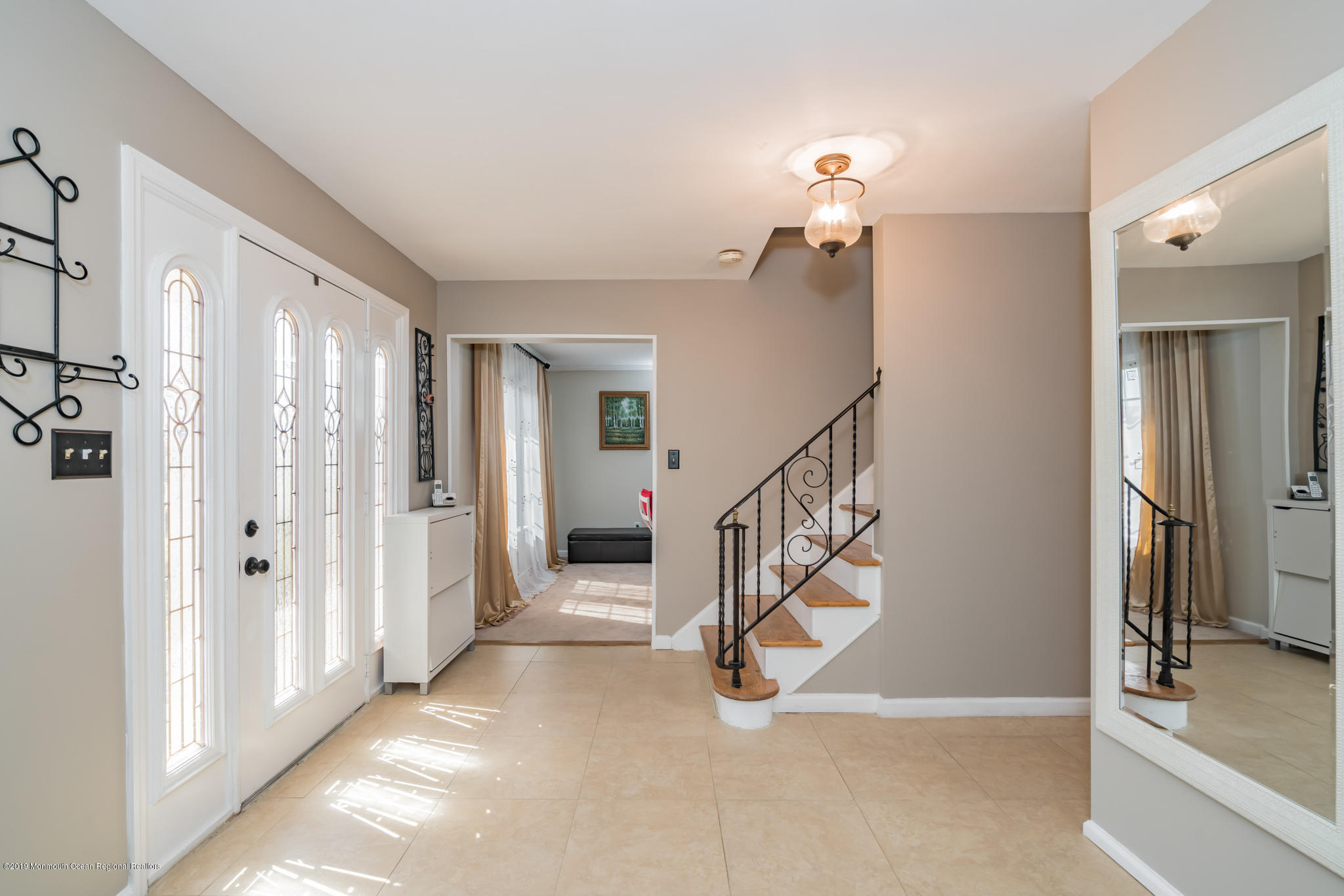 130 Lancaster Road Freehold, NJ 07728 - Photo 3 of 28 DSC05447-3935718