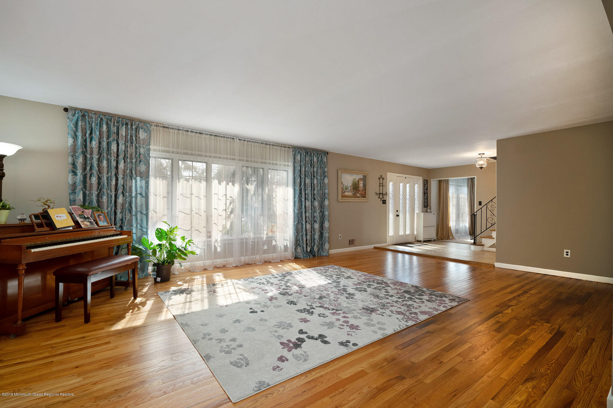 130 Lancaster Road Freehold, NJ 07728 - Photo 6 of 28 DSC05432-3935156