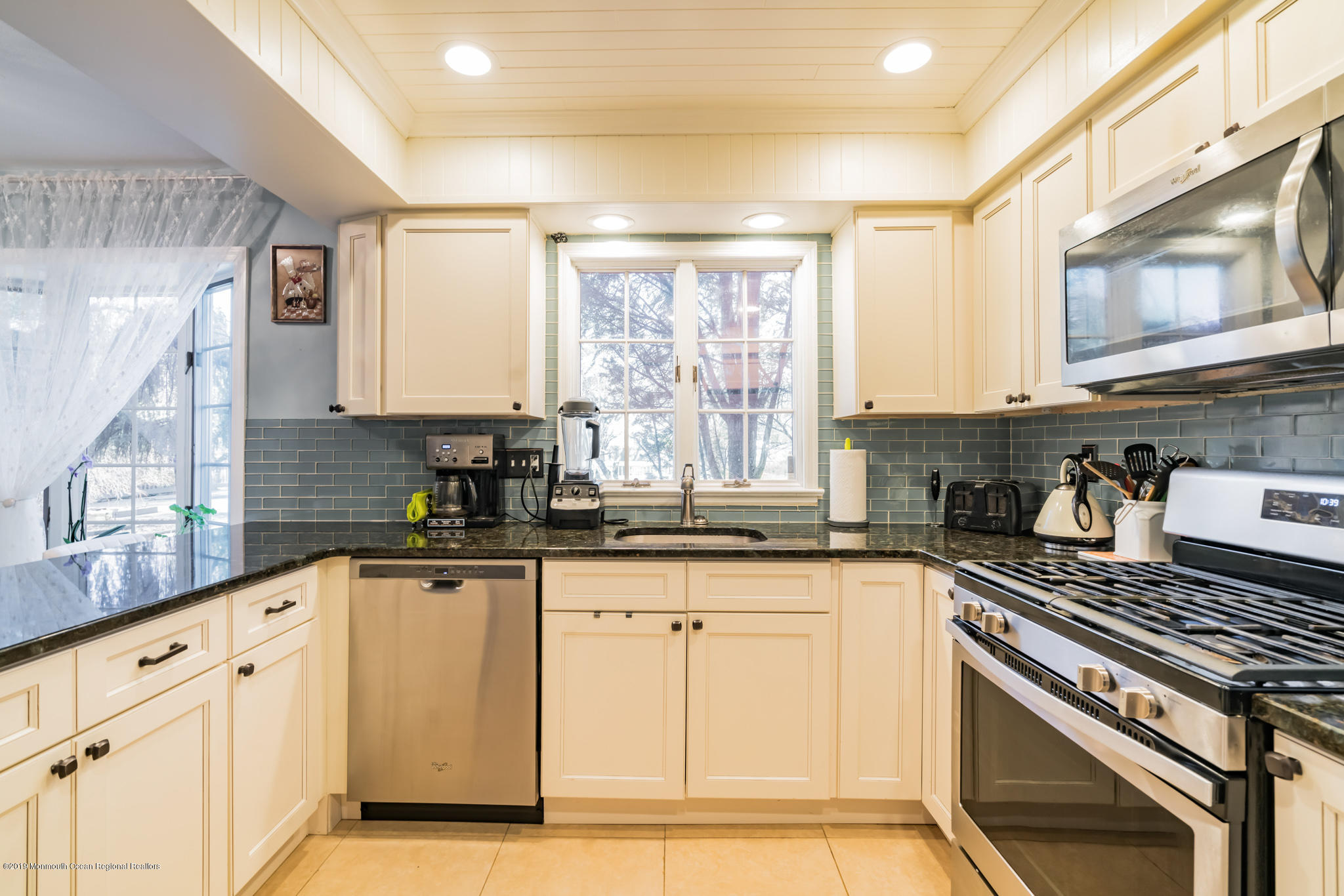 130 Lancaster Road Freehold, NJ 07728 - Photo 7 of 28 DSC05441-3935740