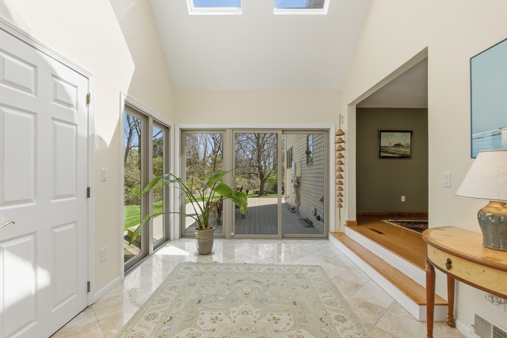 641 Salem End Road Framingham, MA 01702 - Photo 13 of 42 Gallery Image 13