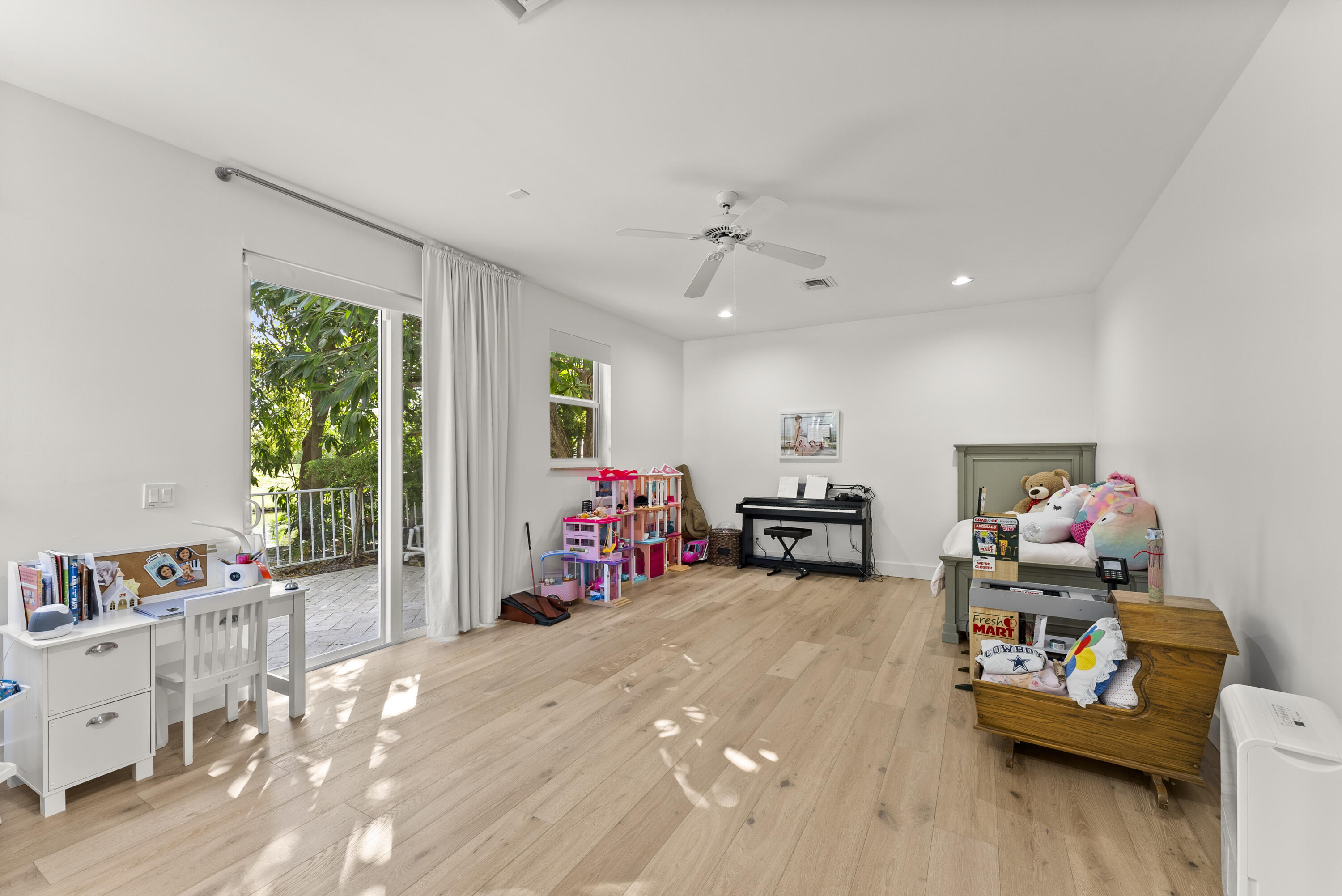 760 Northeast 77th Street Boca Raton, FL 33487 - Photo 38 of 62 DSC03572