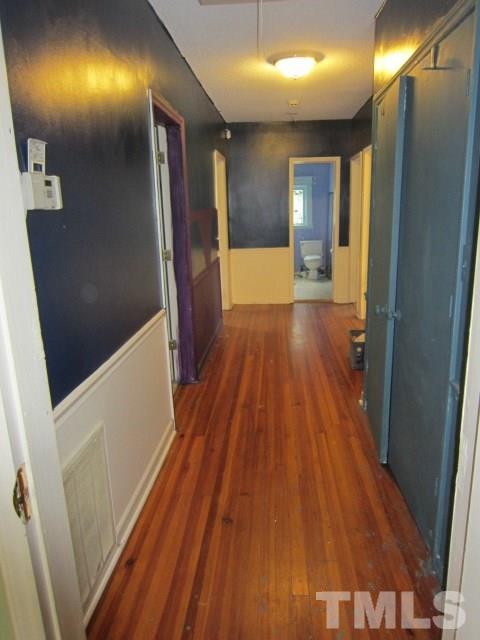 716 Crosby Road Durham, NC 27704 - Photo 6 of 17 a view of gallery