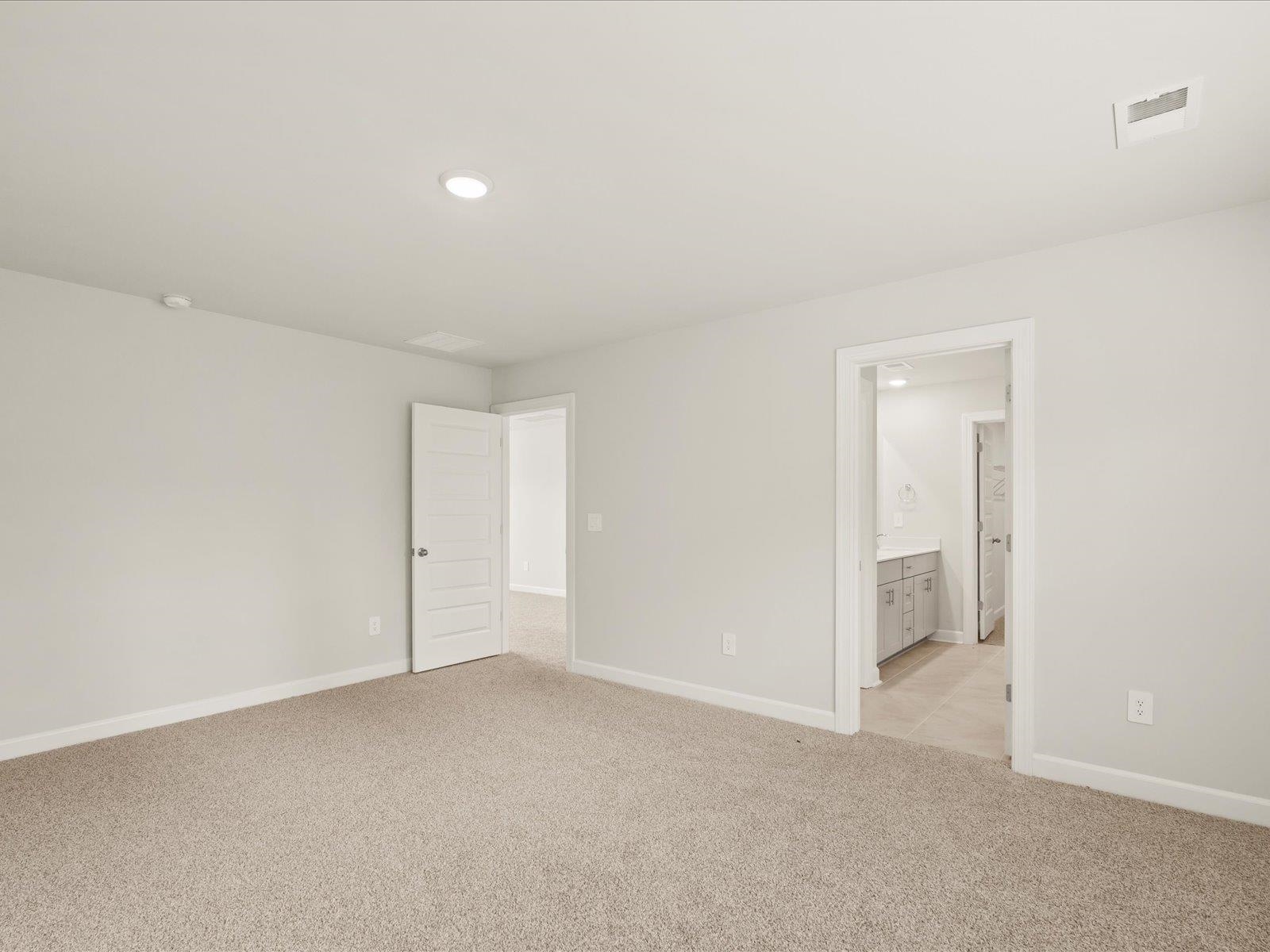 219 Merriweather Way Spartanburg, SC 29306 - Photo 16 of 34
