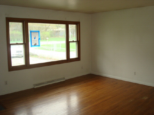 4914 Forest Hills Road Loves Park, IL 61111 - Photo 4 of 8 Gallery Image 4