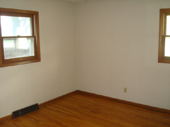4914 Forest Hills Road Loves Park, IL 61111 - Photo 7 of 8 Gallery Image 7