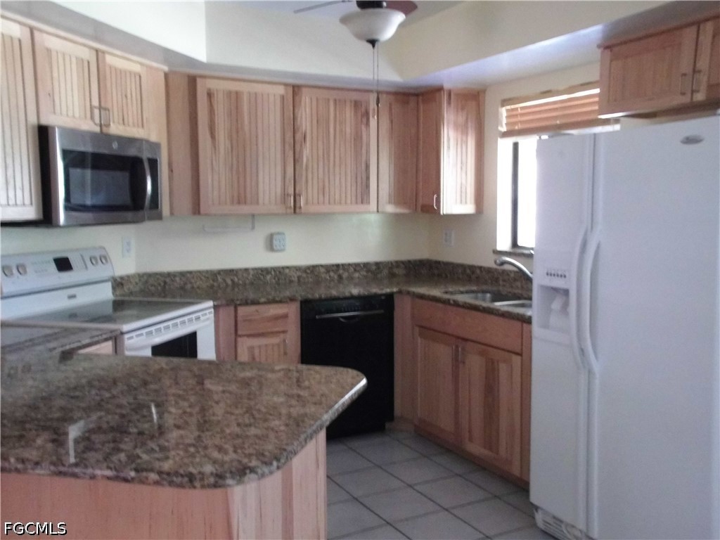 426 Hamilton Avenue Lehigh Acres, FL 33972 - Photo 9 of 18