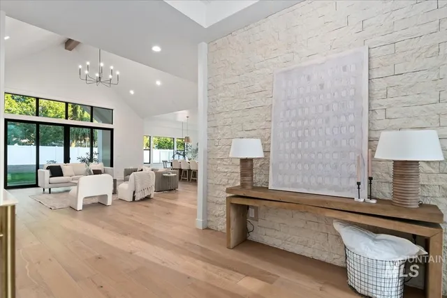 $1,329,900 | 196 North Timber Wolf Place, Eagle, ID 83616