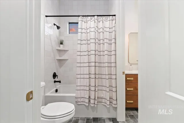 $1,329,900 | 196 North Timber Wolf Place, Eagle, ID 83616