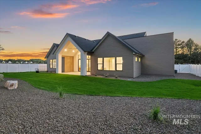 $1,329,900 | 196 North Timber Wolf Place, Eagle, ID 83616