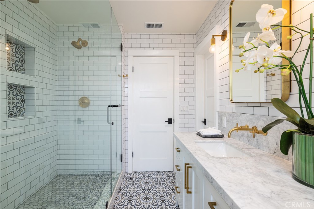 1609 Ruth Lane Newport Beach, CA 92660 - Photo 27 of 39