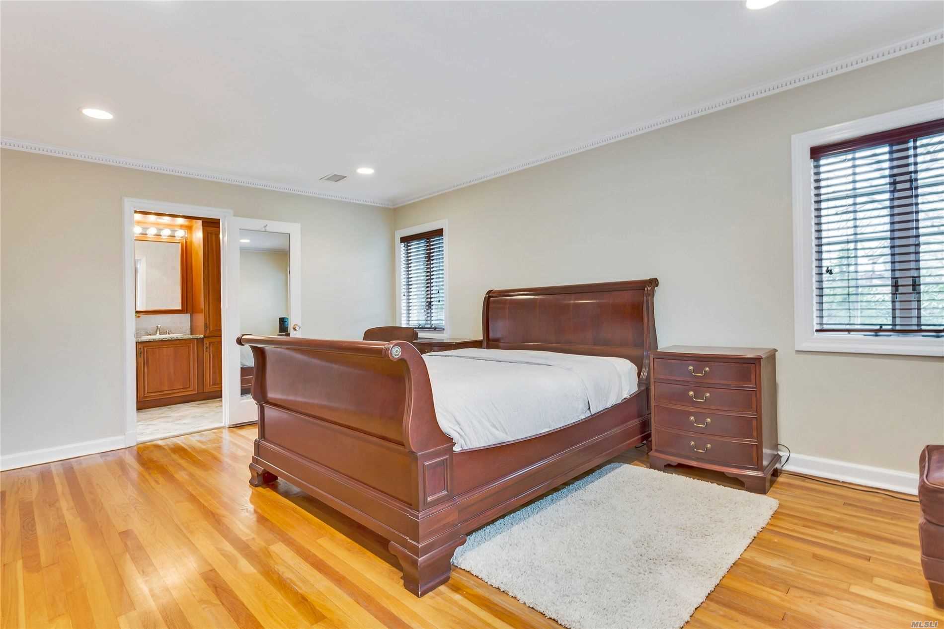 282 Chapel Road Manhasset, NY 11030 - Photo 14 of 20 Master Bedroom
