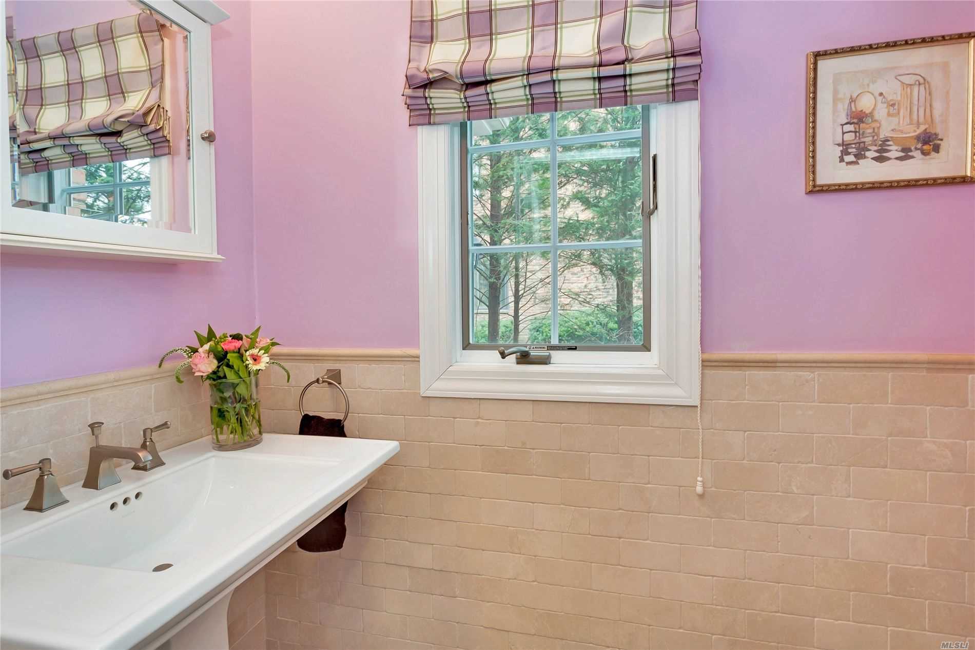 282 Chapel Road Manhasset, NY 11030 - Photo 9 of 20 Powder Room