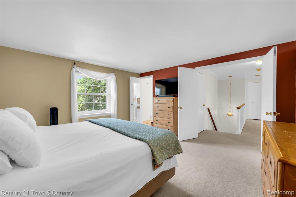 3660 Old Tree Court Rochester Hills, MI 48309 - Photo 17 of 41