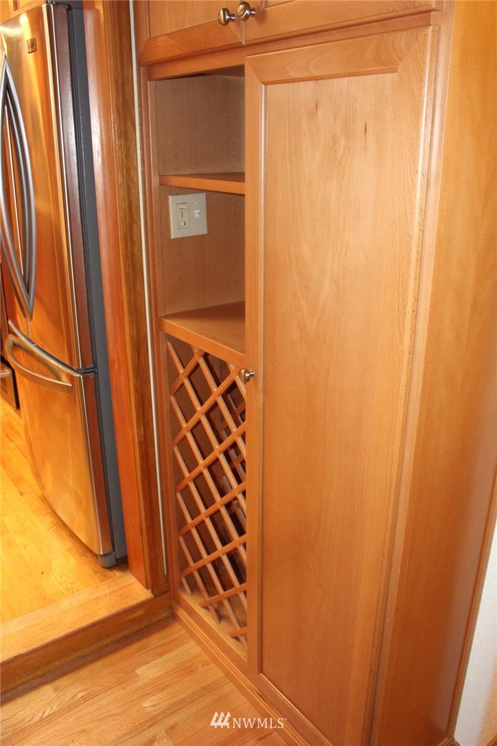4716 Chrisella Road East Edgewood, WA 98372 - Photo 9 of 25 Gallery Image 9