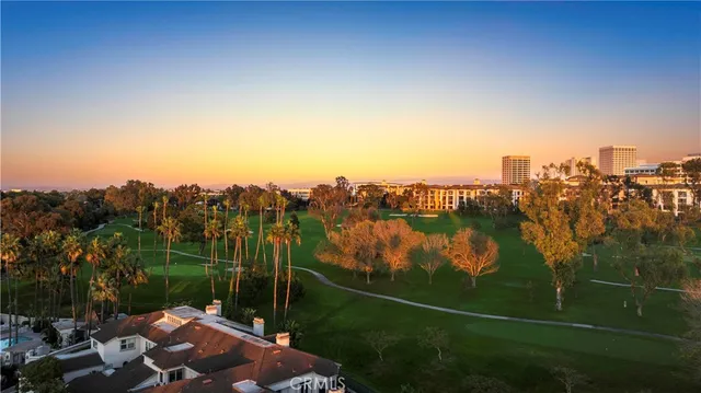 $2,595,000 | 83 Ocean Vista, Unit 90, Newport Beach, CA 92660