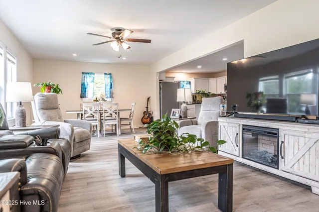 $259,900 | 817 Austin Street, Hamlet, NC 28345