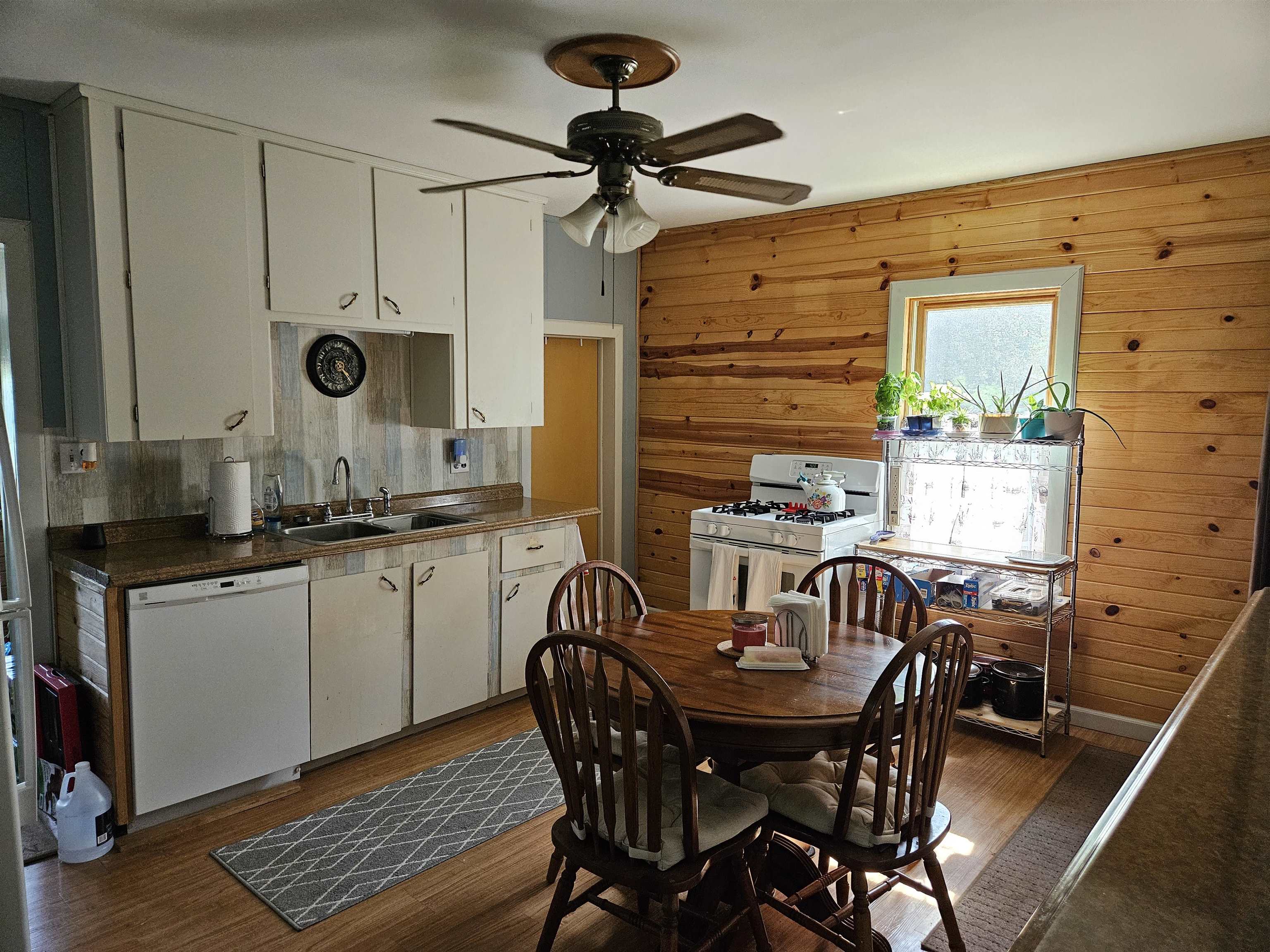 W6173 Meredith Road New Lisbon, WI 53950 - Photo 12 of 31