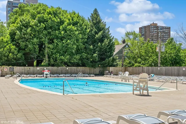 $1,900 | 4250 North Marine Drive, Unit 1410, Chicago, IL 60613