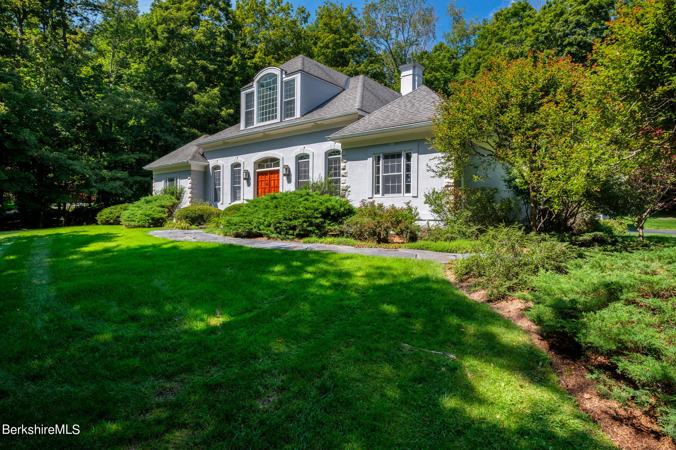 475 Oblong Road Williamstown, MA 01267 - Photo 2 of 38 475 Oblong