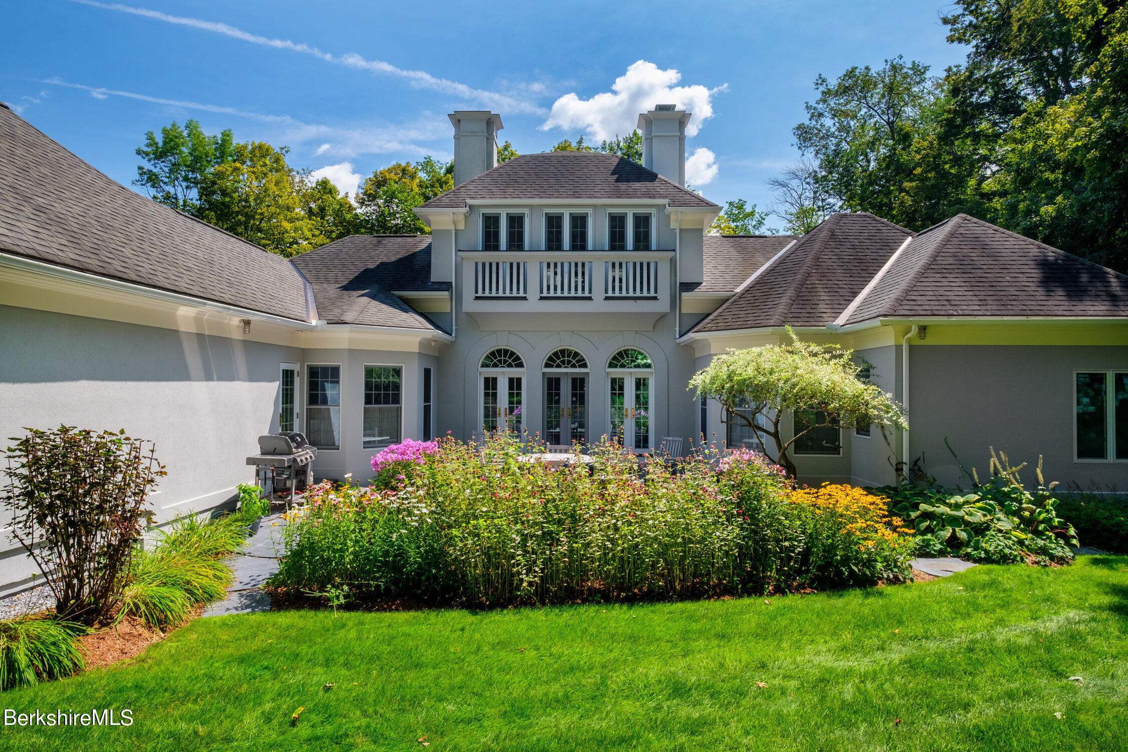475 Oblong Road Williamstown, MA 01267 - Photo 3 of 38 Back view