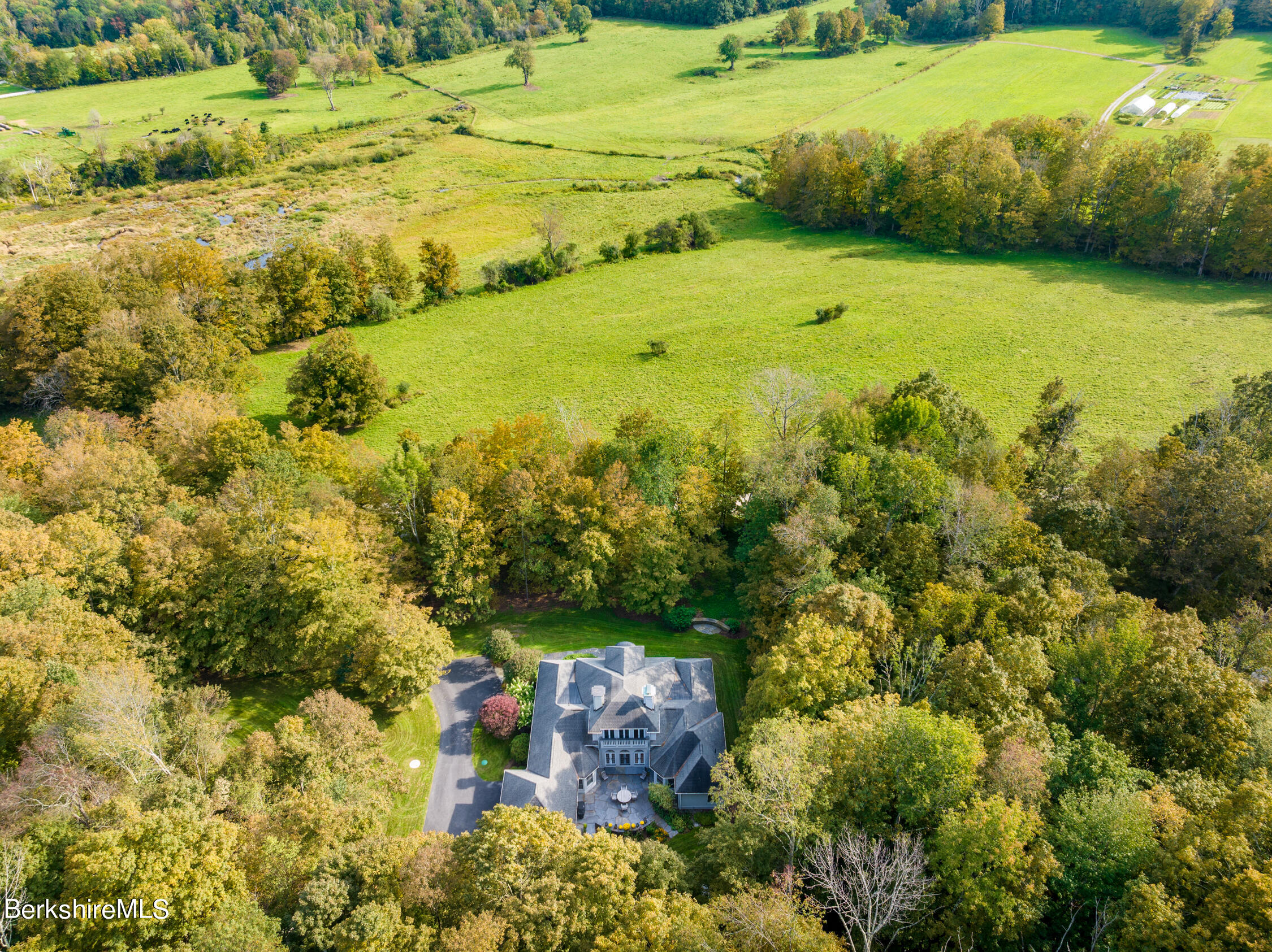 475 Oblong Road Williamstown, MA 01267 - Photo 36 of 38 Aerial