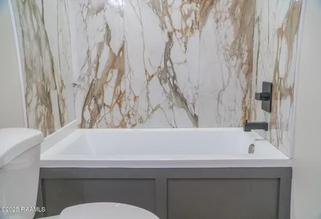 $181,632 | 700 West Willow Street, Lafayette, LA 70501