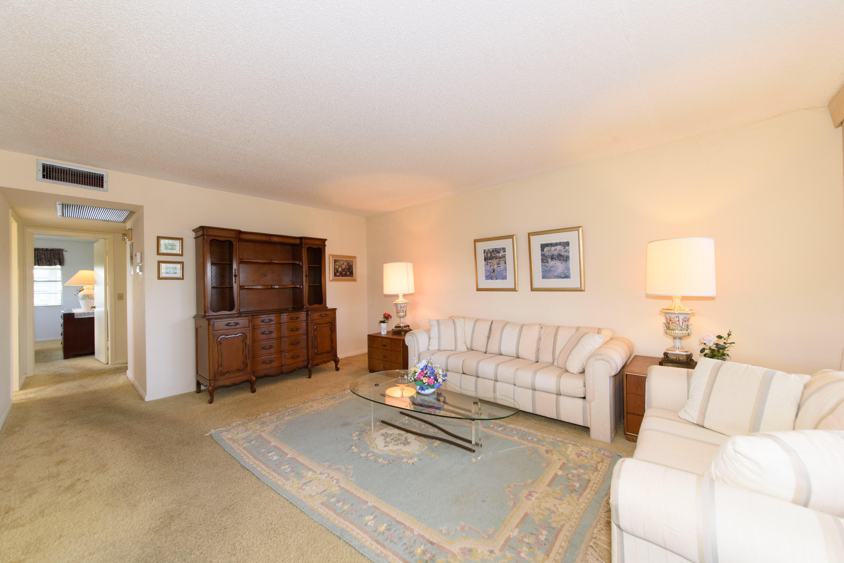 2100 Cornwall East Boca Raton, FL 33434 - Photo 9 of 15 Living Room
