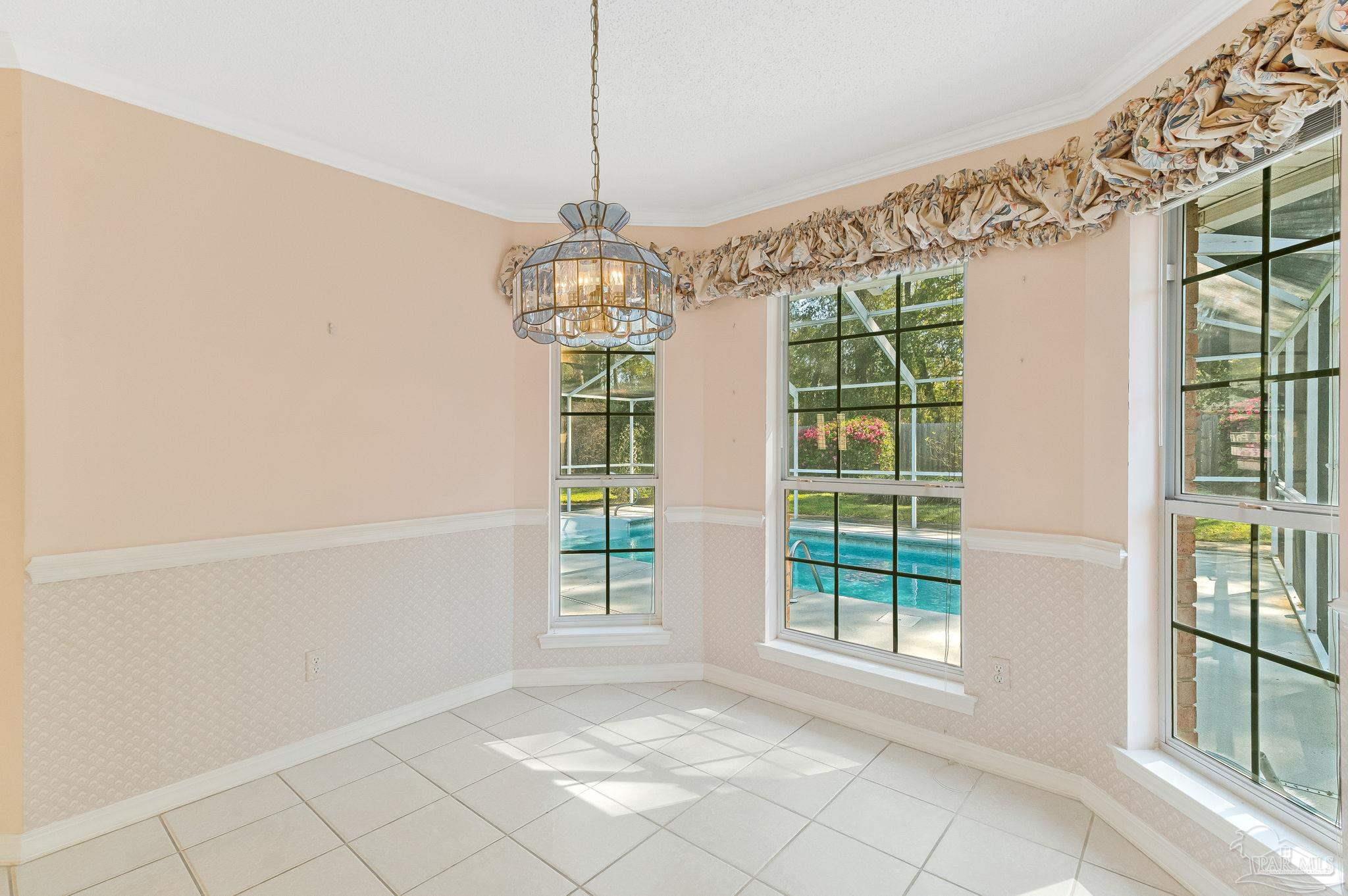 9320 Bell Ridge Drive Pensacola, FL 32526 - Photo 25 of 55 a view of entryway with window