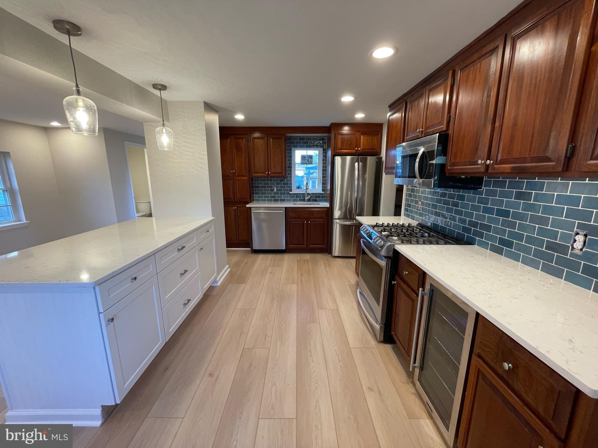 116 Redford Road Oreland, PA 19075 - Photo 5 of 16