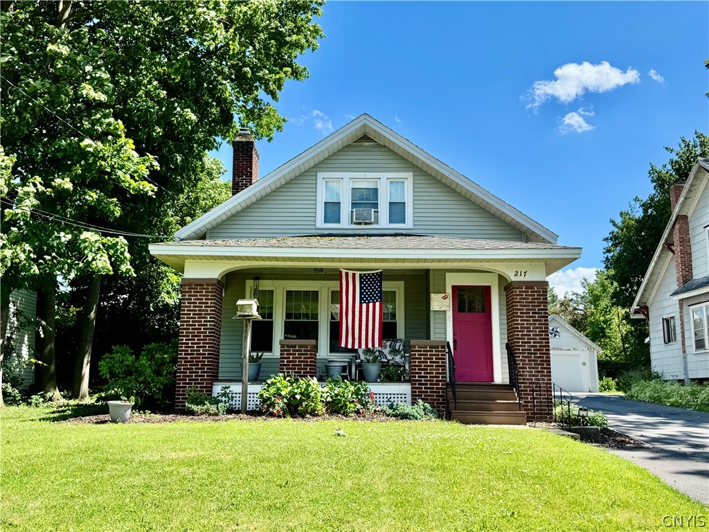 217 Bates Avenue Oneida, NY 13421 - Photo 5 of 39