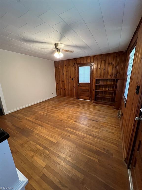 100 Spring Street Kernersville, NC 27284 - Photo 2 of 19 Living Room