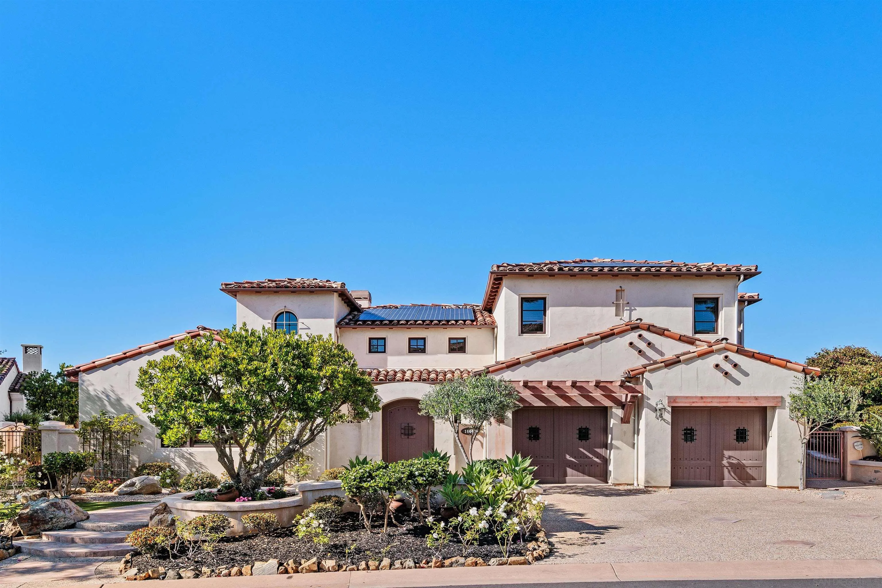 16647 Riding High Way San Diego, CA 92127 - Photo 23 of 72 Exterior Front