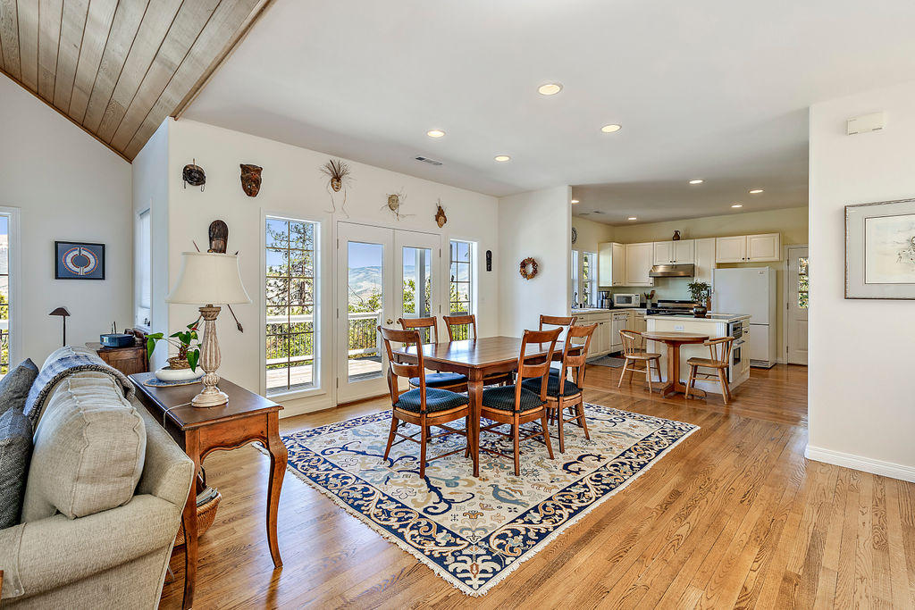 491 Ashland Loop Road Ashland, OR 97520 - Photo 11 of 60 ALR(34)