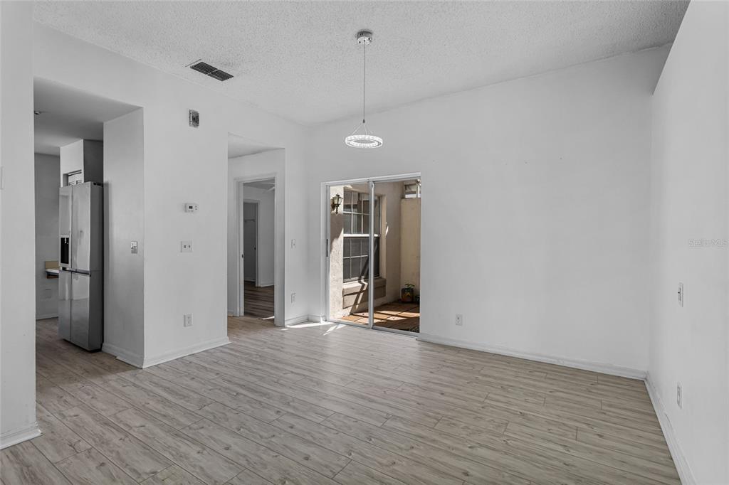 5673 Parkview Lake Drive Orlando, FL 32821 - Photo 11 of 46