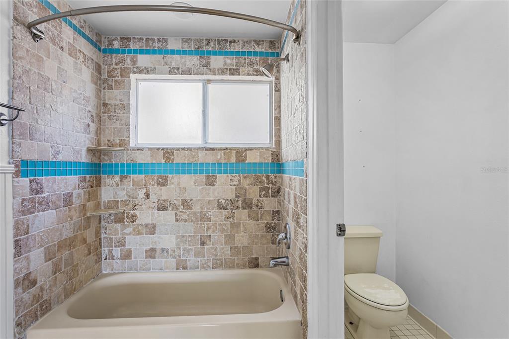 5673 Parkview Lake Drive Orlando, FL 32821 - Photo 27 of 46