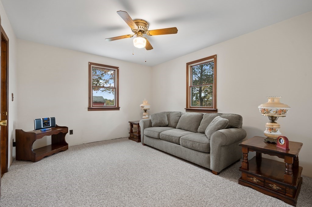 9-12 Poplar Terrace North Reading, MA 01864 - Photo 11 of 34 Gallery Image 11