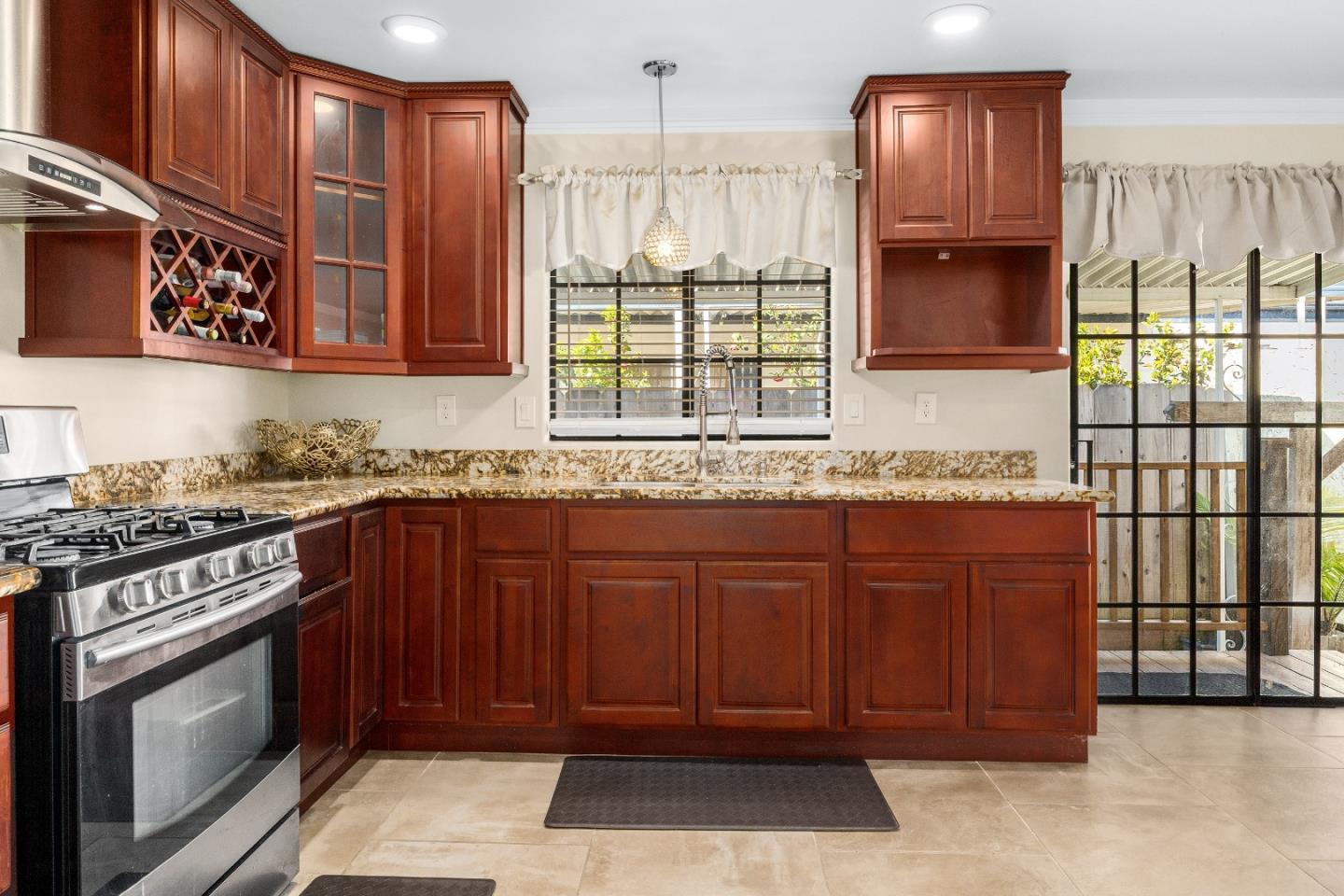 789 Green Valley Road, Unit 11 Watsonville, CA 95076 - Photo 8 of 36 Gallery Image 8