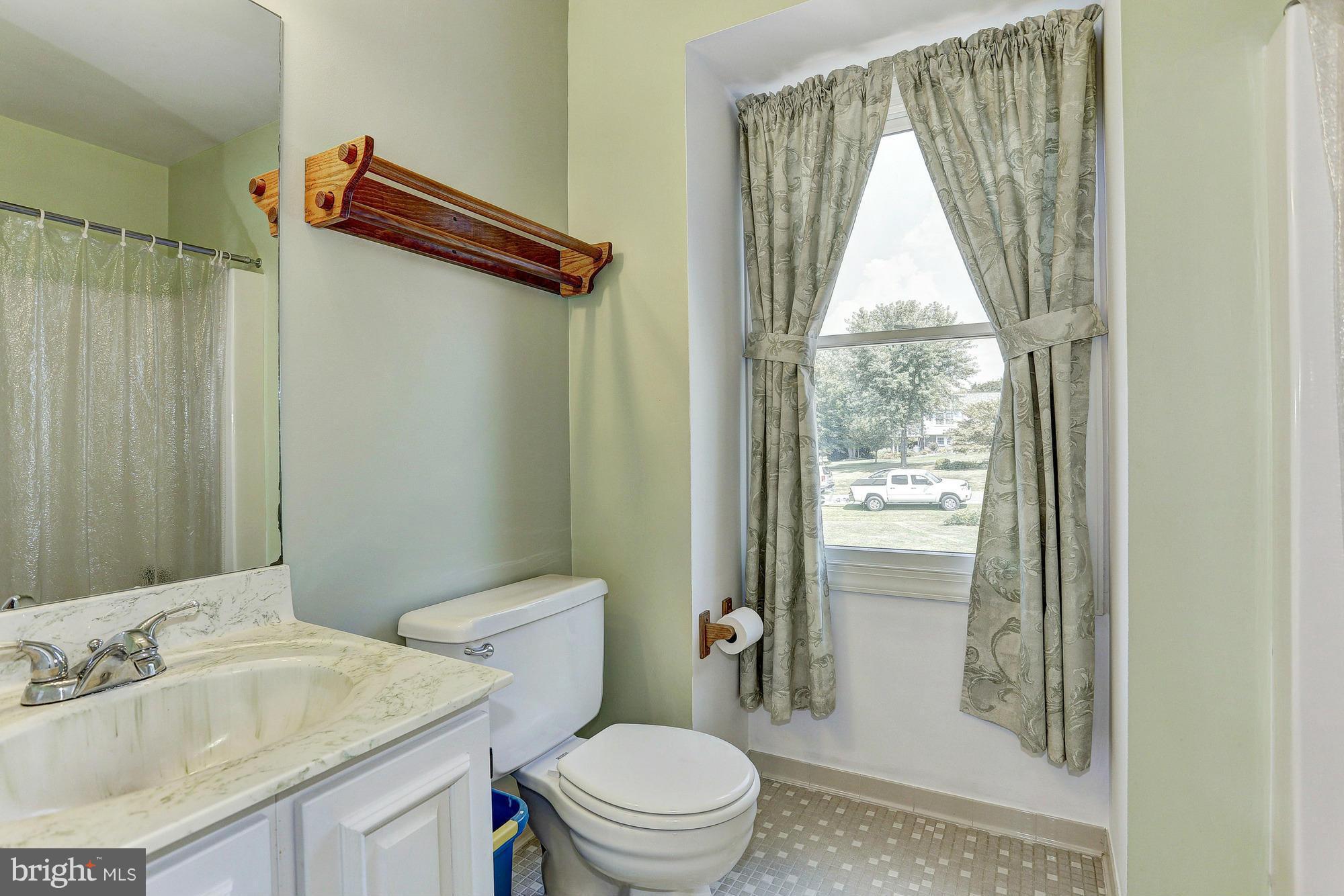 9098 Fox Ridge Drive Union Bridge, MD 21791 - Photo 21 of 29 Bath (Master)