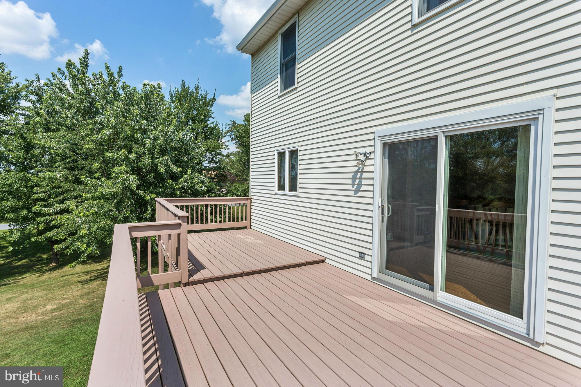 9098 Fox Ridge Drive Union Bridge, MD 21791 - Photo 26 of 29 Deck