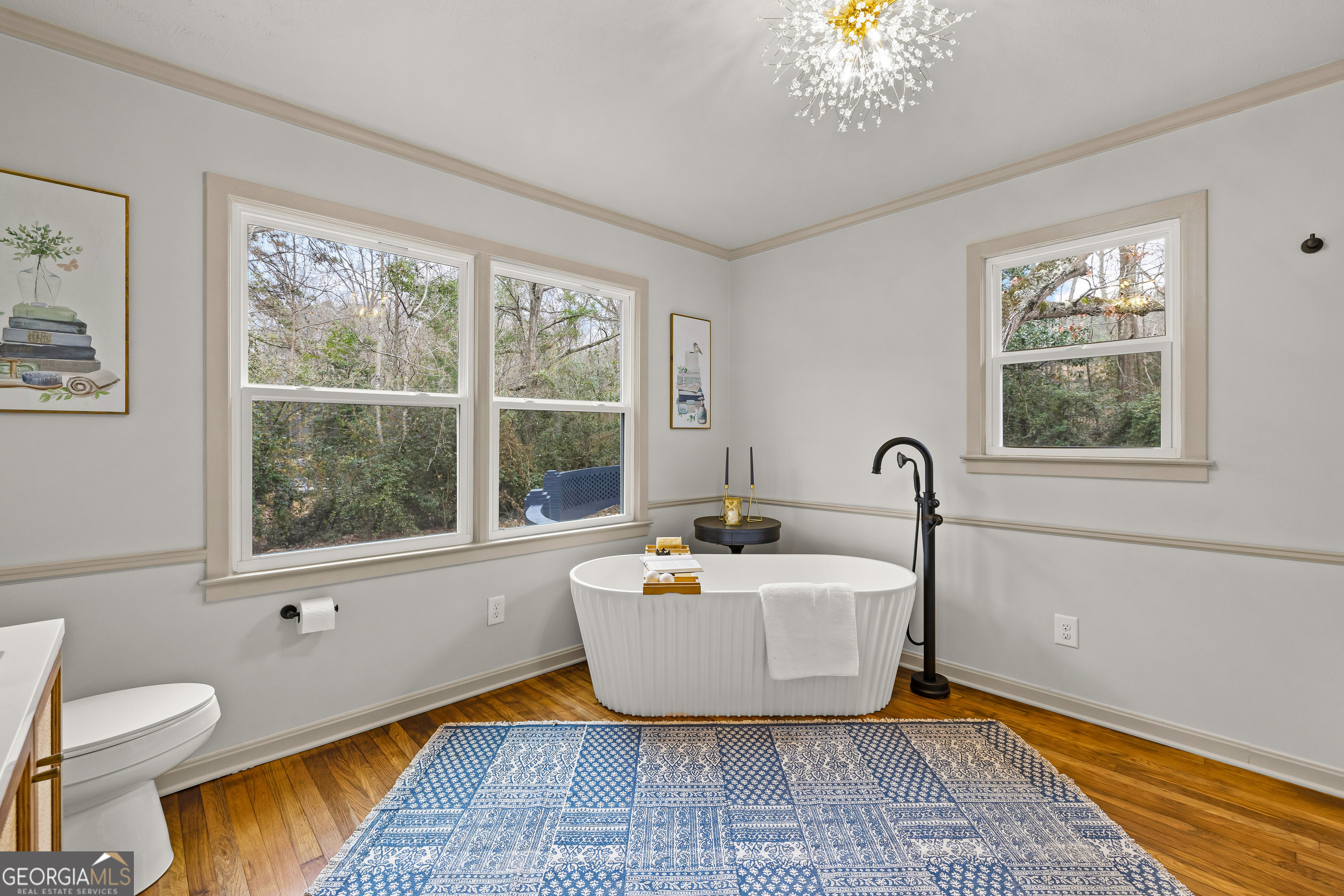 617 Mayes Way Manchester, GA 31816 - Photo 22 of 34 a living room with a couch and a table