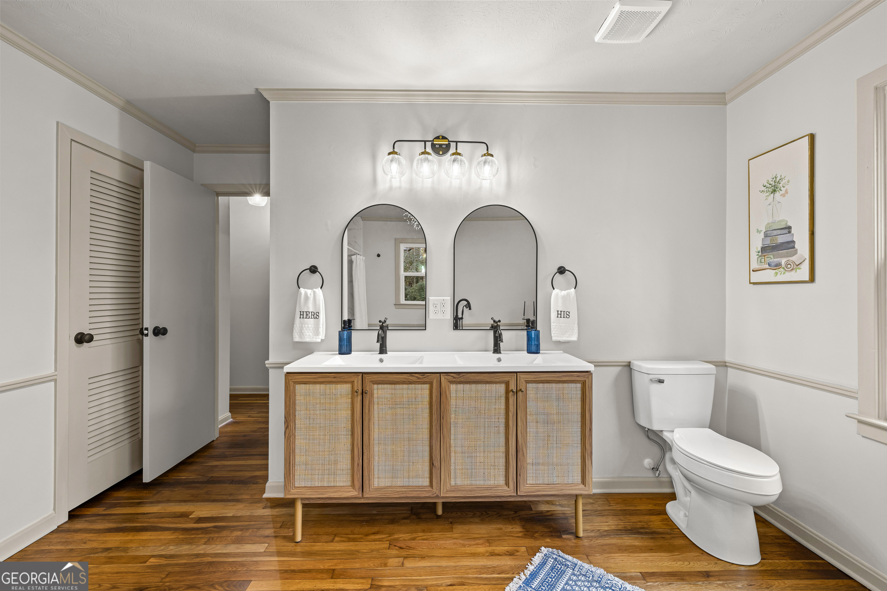 617 Mayes Way Manchester, GA 31816 - Photo 23 of 34 a view of living room with stainless steel appliances