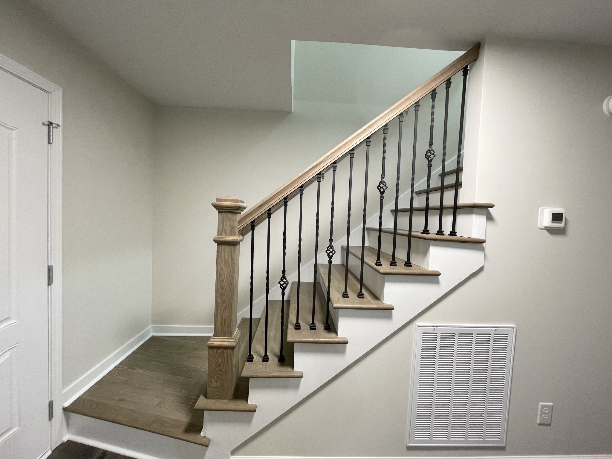 3060 Lylewood Road Woodlawn, TN 37191 - Photo 16 of 56 a view of entryway